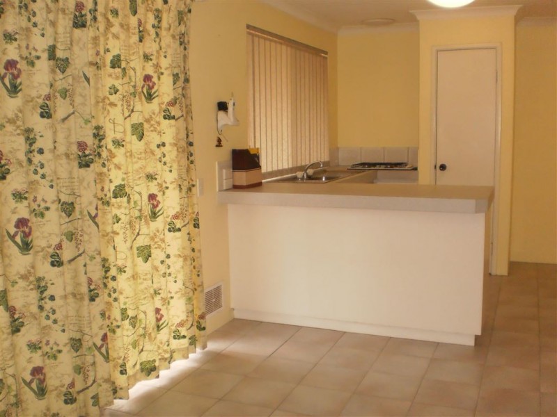 3B Palm Court, Eaton WA 6232