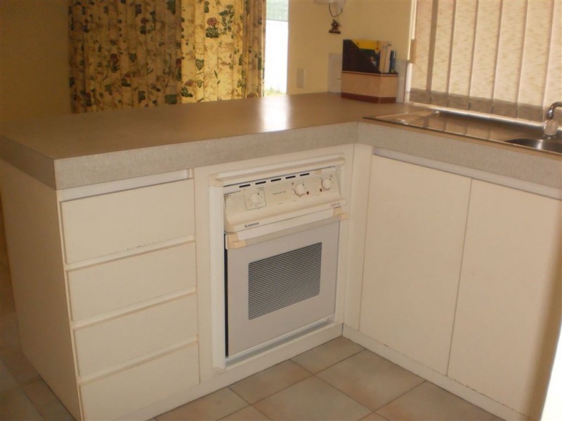 3B Palm Court, Eaton WA 6232