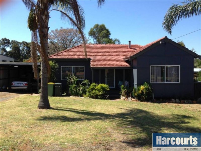 6 Deakin Street, Collie WA 6225