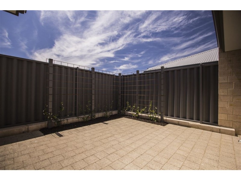 3/7 Nepean Turn, Millbridge WA 6232