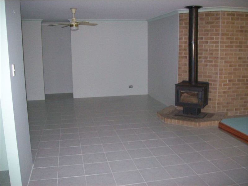 7 Seabreeze Close, Leschenault WA 6233