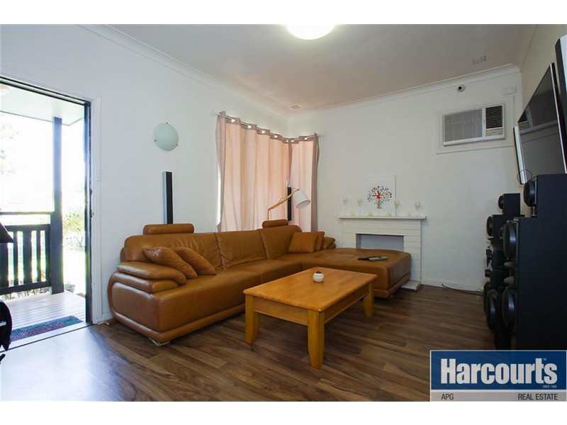 4 Ausden Street, Carey Park WA 6230