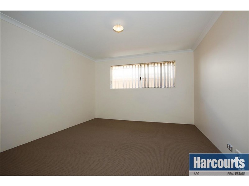 15 Waterford Way, Australind WA 6233