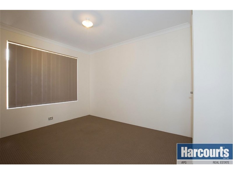 15 Waterford Way, Australind WA 6233