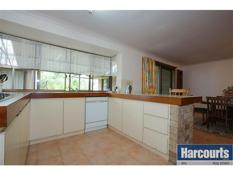 21 Crampton Avenue, Eaton WA 6232