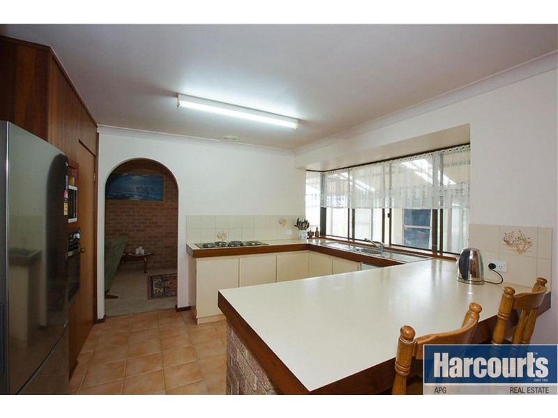 21 Crampton Avenue, Eaton WA 6232
