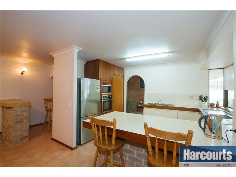21 Crampton Avenue, Eaton WA 6232