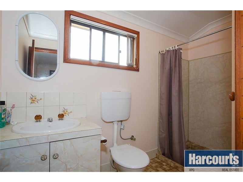 21 Crampton Avenue, Eaton WA 6232