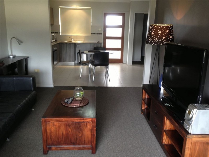8/11 Wittenoom Street, Bunbury WA 6230