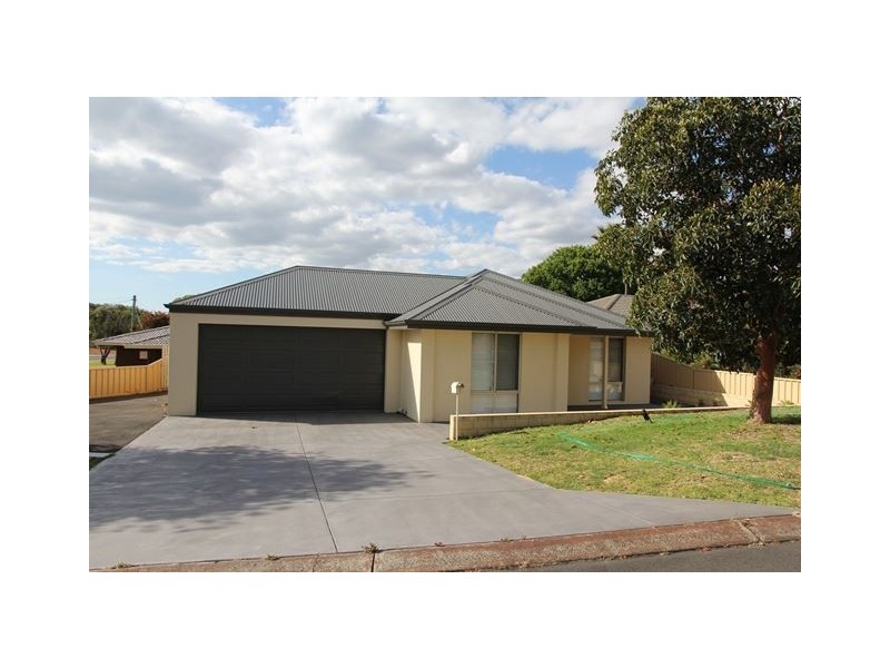 2 Bryant Street, Eaton WA 6232