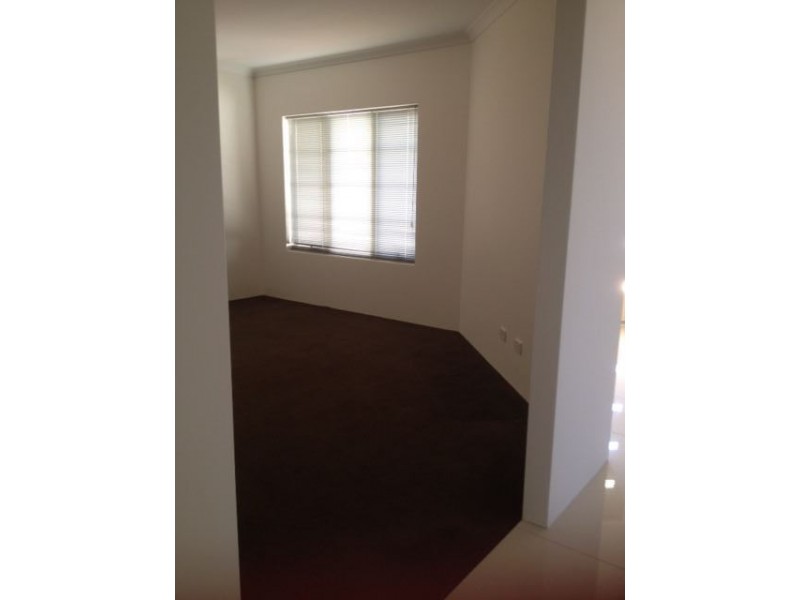 35 Denison Link, Millbridge WA 6232