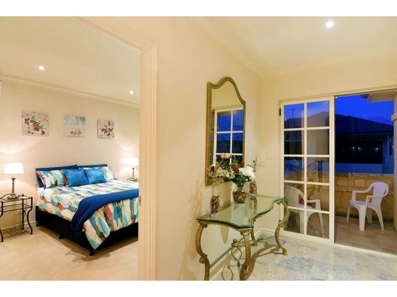8A Holywell Street, South Bunbury WA 6230