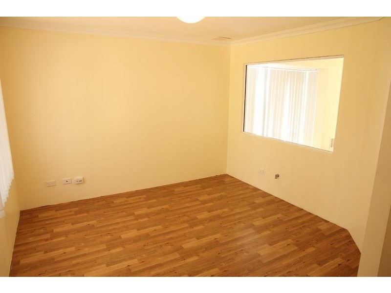 2A University Close, College Grove WA 6230