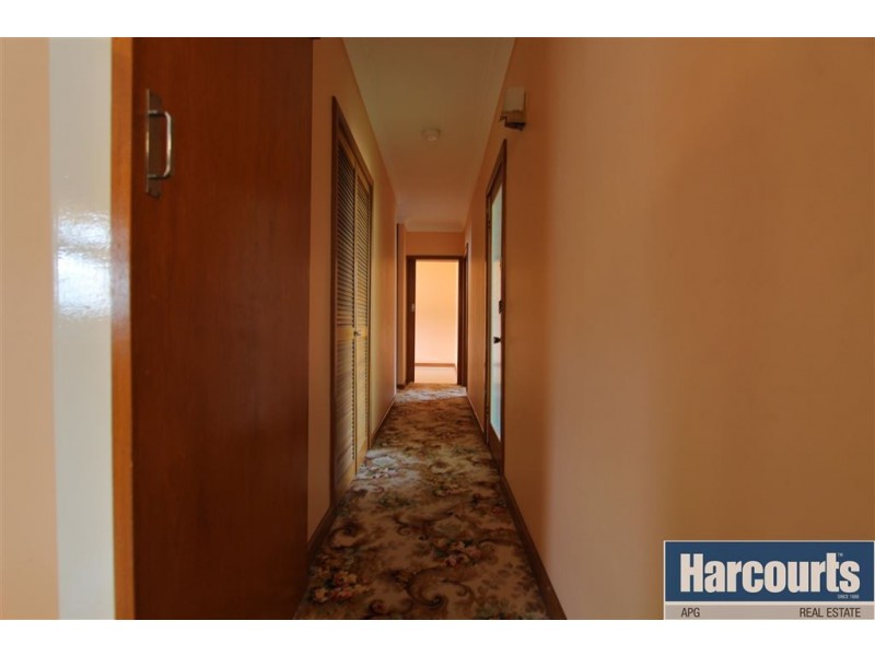 23 Upton Place, Australind WA 6233