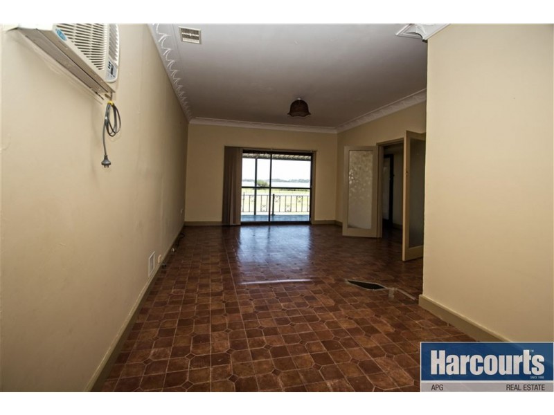 345 Old Coast Road, Australind WA 6233