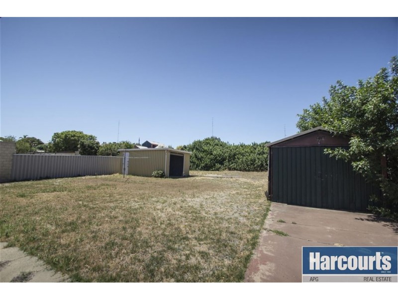 345 Old Coast Road, Australind WA 6233