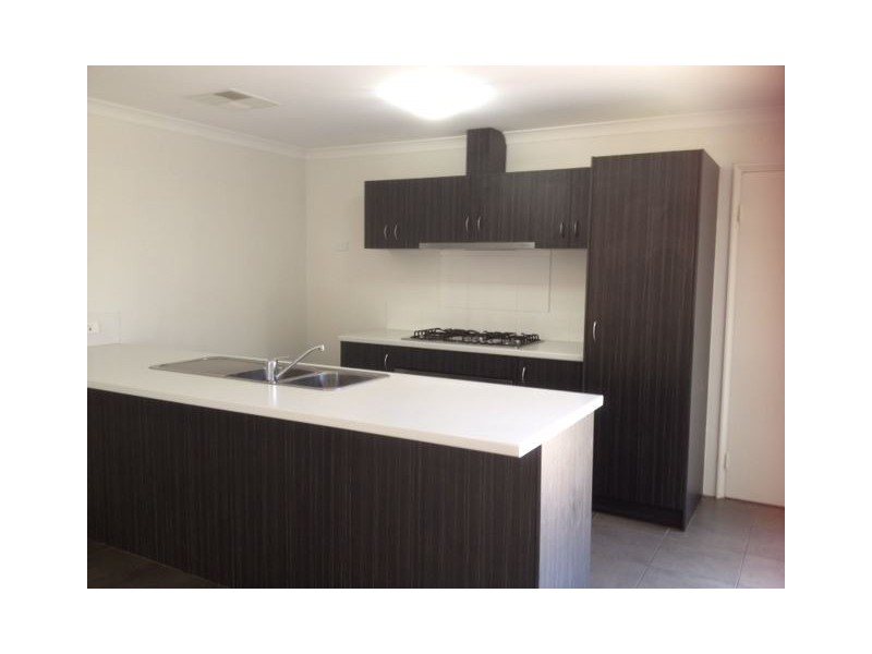 47 Crystal Bend, Dalyellup WA 6230