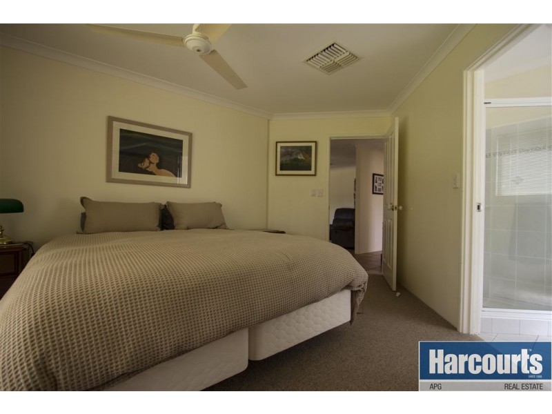 4 Marine Drive, Leschenault WA 6233