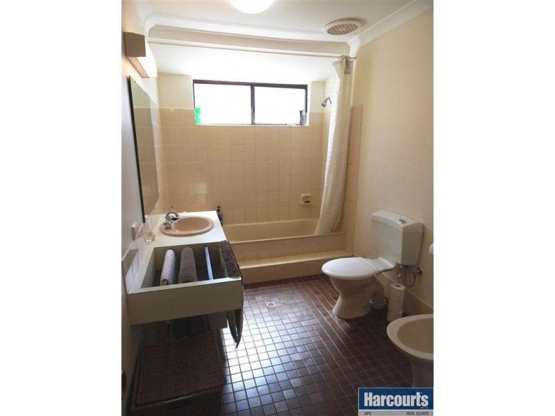 4 Harwood Place, South Bunbury WA 6230