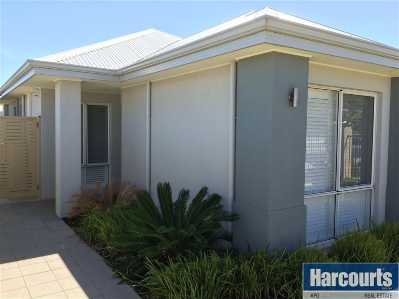 32 B Aquila Drive, Australind WA 6233