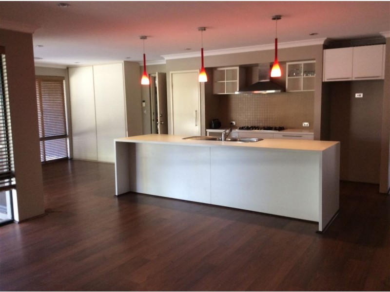 6 Turquoise Lane, Australind WA 6233