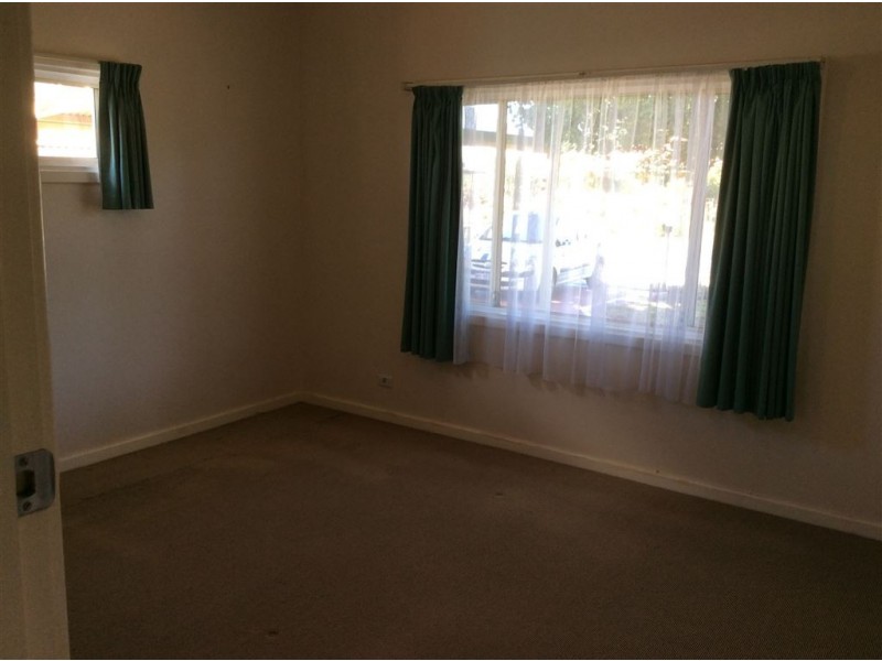 19 Sulphur Street, Withers WA 6230