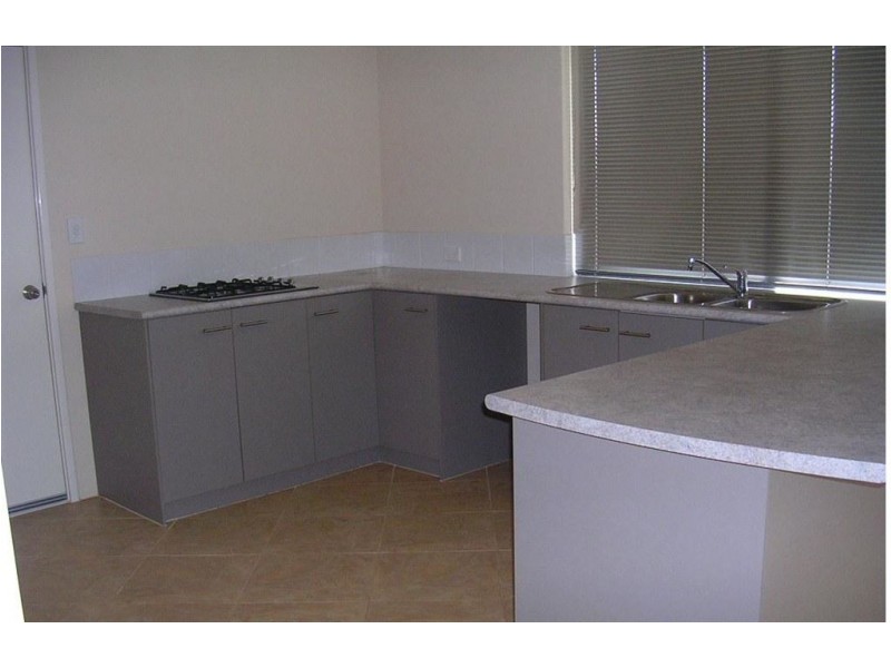 109 Barton Drive, Australind WA 6233