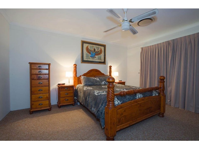 23 Green Way, Leschenault WA 6233