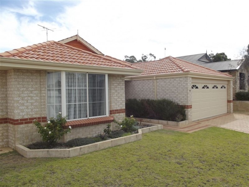 29 Possum Way, College Grove WA 6230