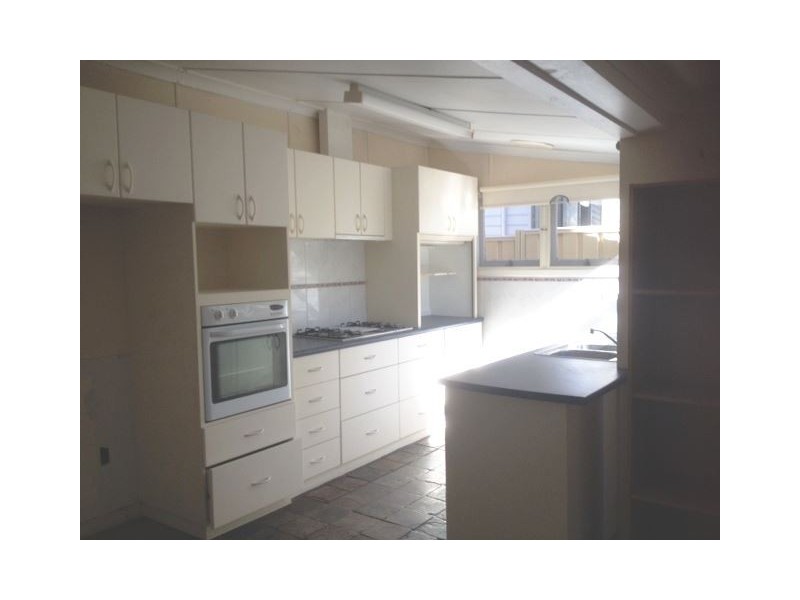 12A Moore Street, Bunbury WA 6230