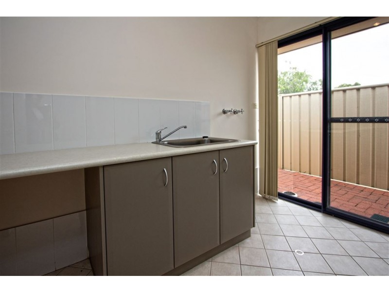 1/2 Parmelia Drive, Australind WA 6233