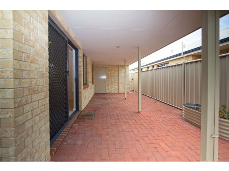 1/2 Parmelia Drive, Australind WA 6233