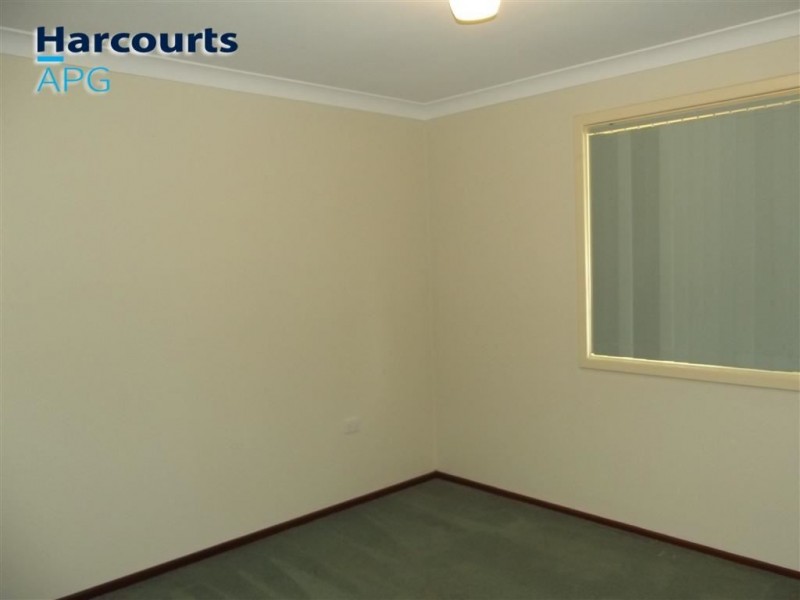 10 Jacaranda Crescent, Withers WA 6230