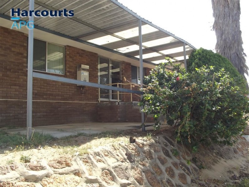 10 Jacaranda Crescent, Withers WA 6230