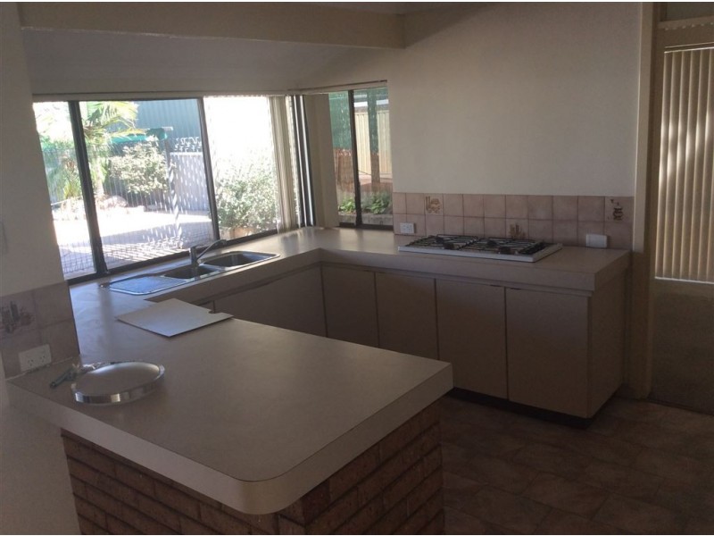 6 Wenn Court, South Bunbury WA 6230