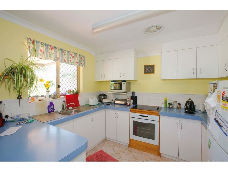 17 Whatman Way, Withers WA 6230