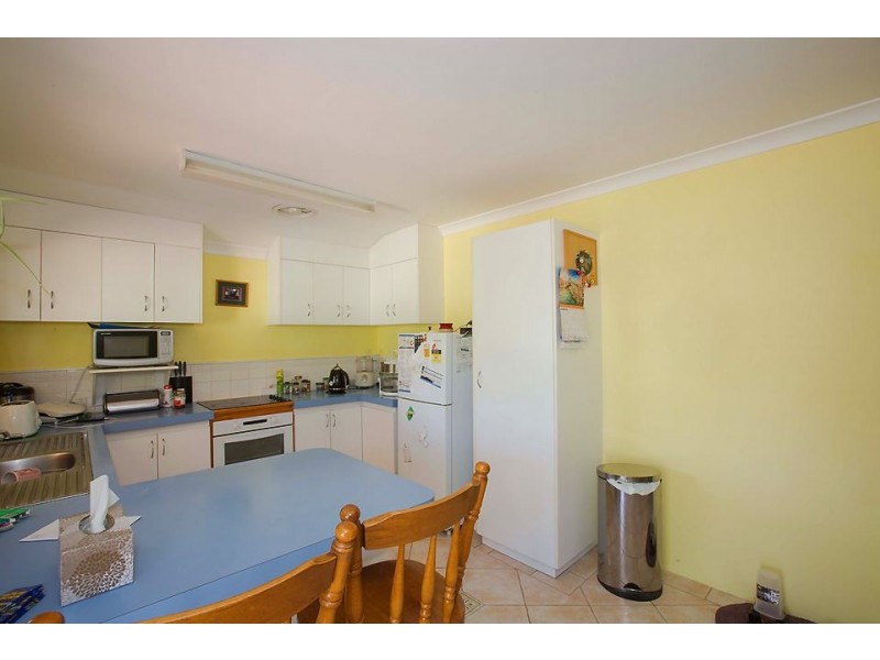 17 Whatman Way, Withers WA 6230
