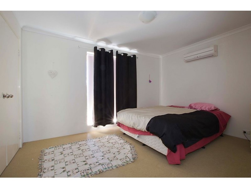 17 Whatman Way, Withers WA 6230
