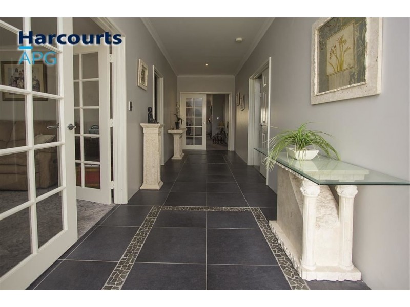 4 Sunstone Brace, Australind WA 6233