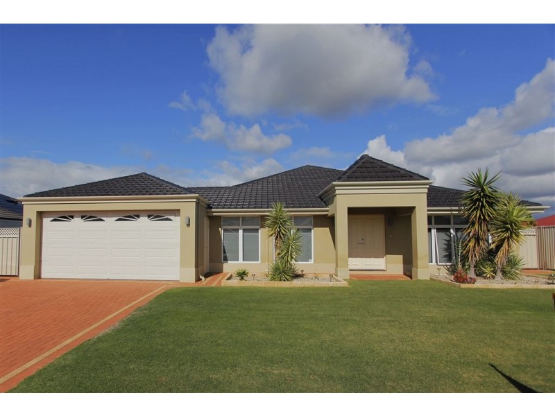 4 Sunstone Brace, Australind WA 6233