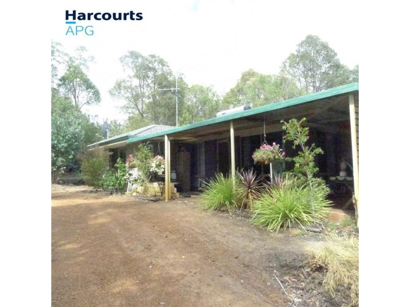 13 Manea Drive, Gelorup WA 6230