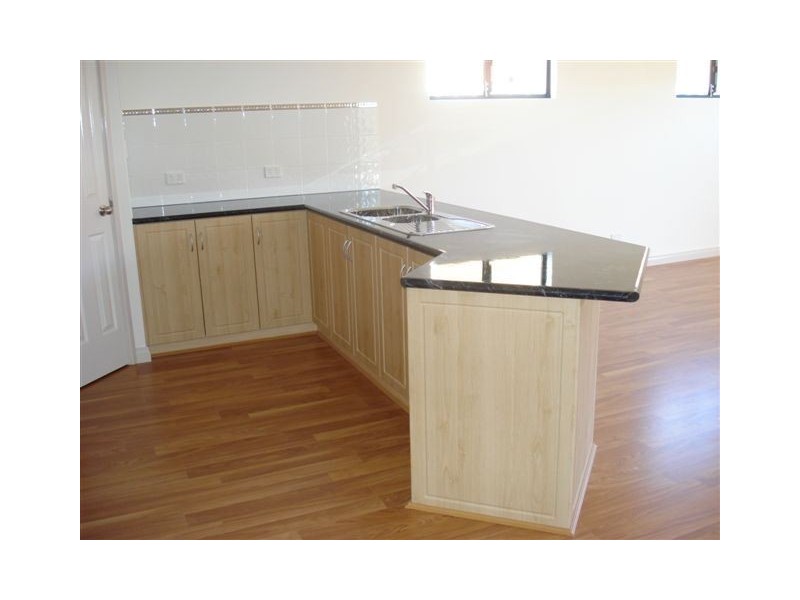 11 Eedle Street, Carey Park WA 6230