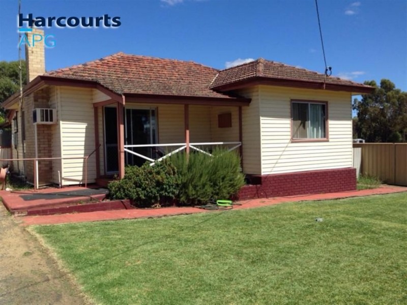 7 Burrowes Street, Darkan WA 6392