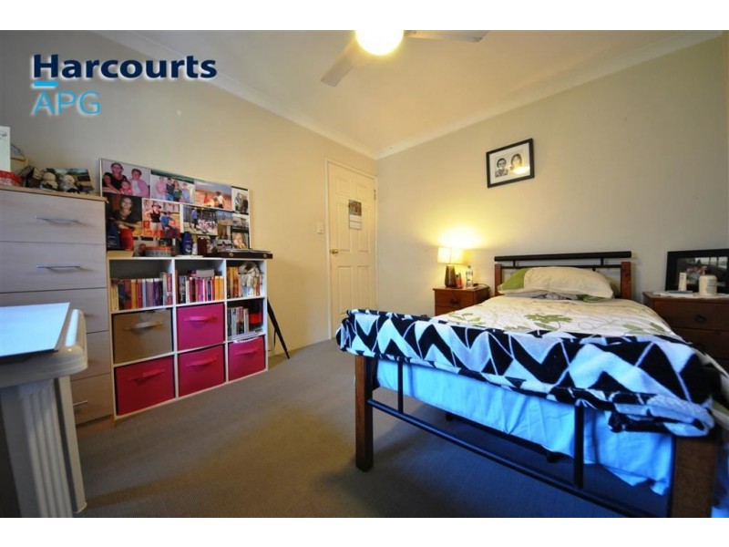 10 Christchurch Place, College Grove WA 6230