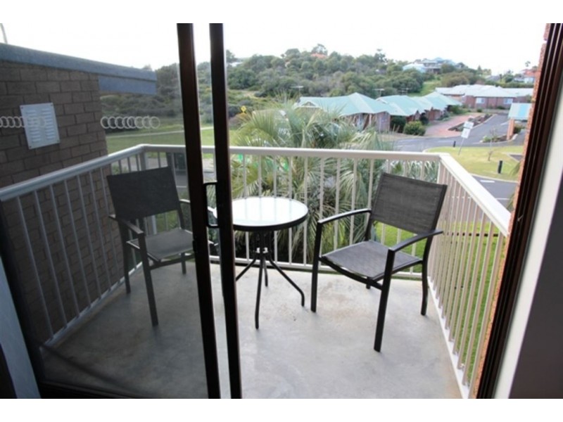 8/3 Greensell Street, Bunbury WA 6230