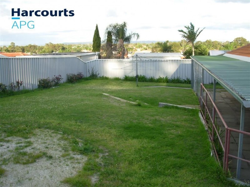 9 Hibiscus Court, Eaton WA 6232