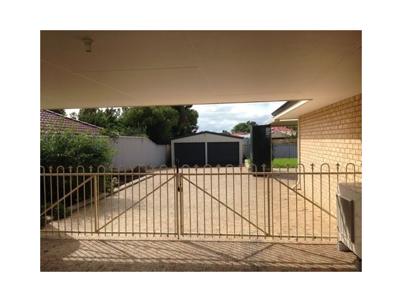 5 Galen Close, Eaton WA 6232