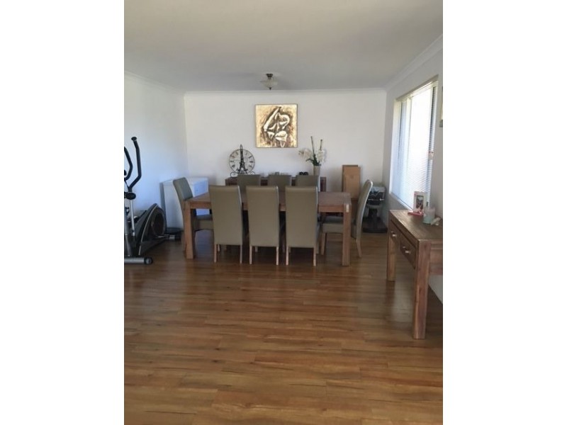 12 Neslite Road, Dalyellup WA 6230