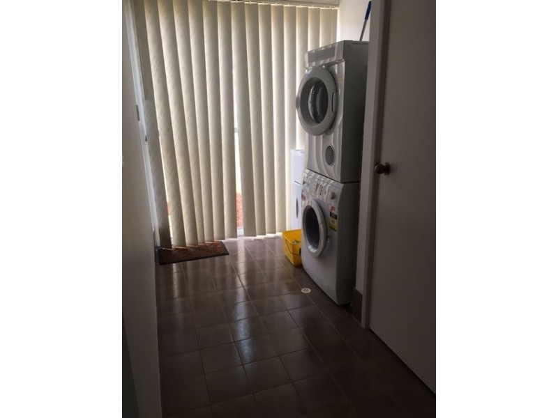 12 Neslite Road, Dalyellup WA 6230