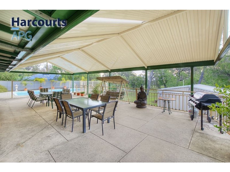 23 Lofthouse Drive, Leschenault WA 6233